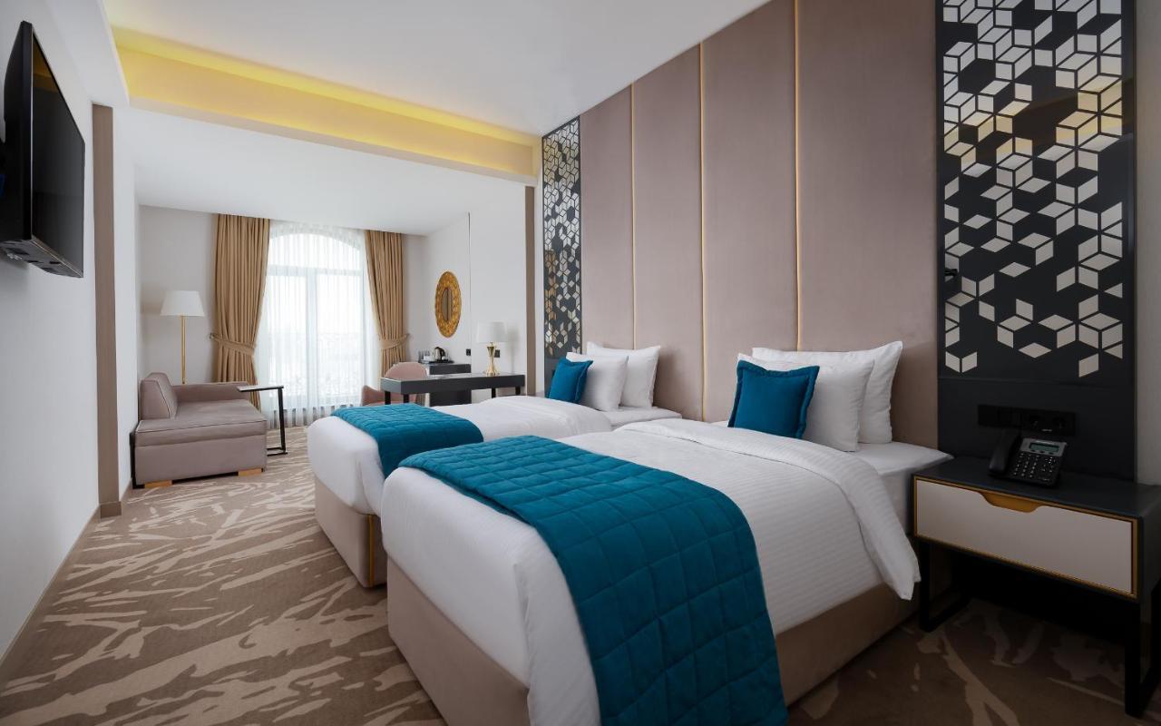 Mercure Tashkent Exterior foto